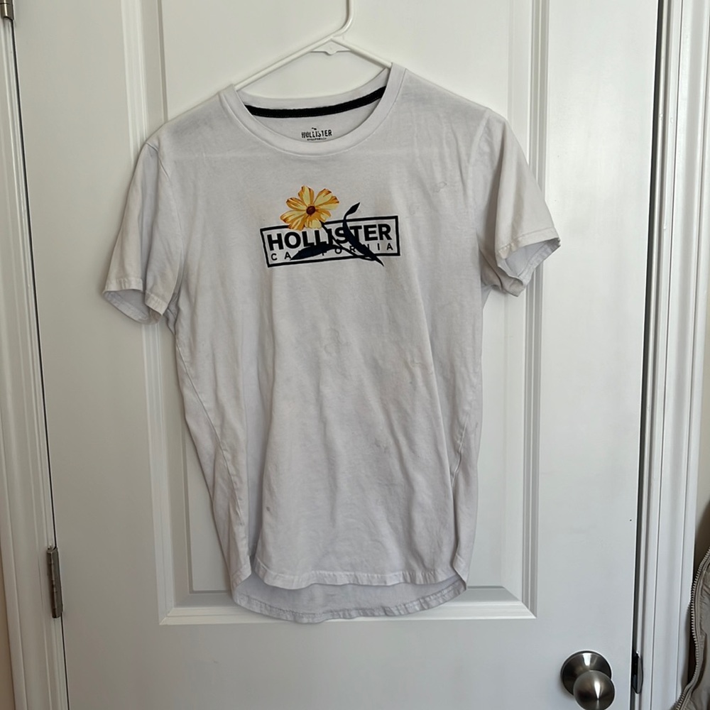HOLLISTER graphic tee Mens small